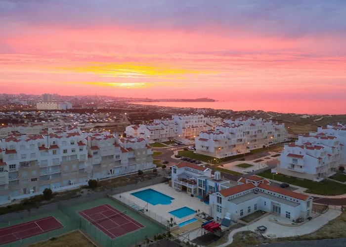 92 - Baleal Bay House * Феррел